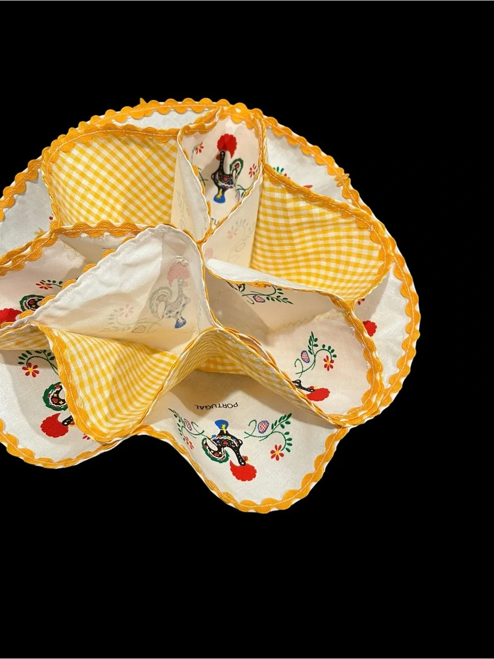 Vintage Portugal Roosters of Barcelos Fabric Bun Roll Biscuit Server Holds 12
